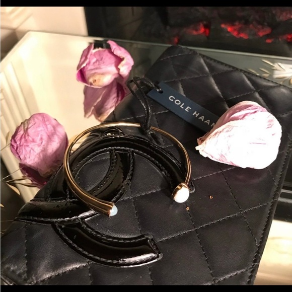 Cole Haan - Picture 2 of 3